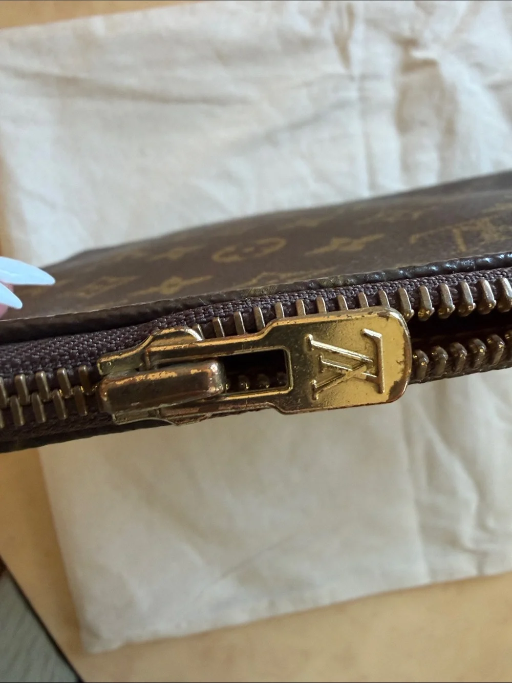 Louis Vuitton Monogram Canvas Laptop Sleeve - Brown & Gold